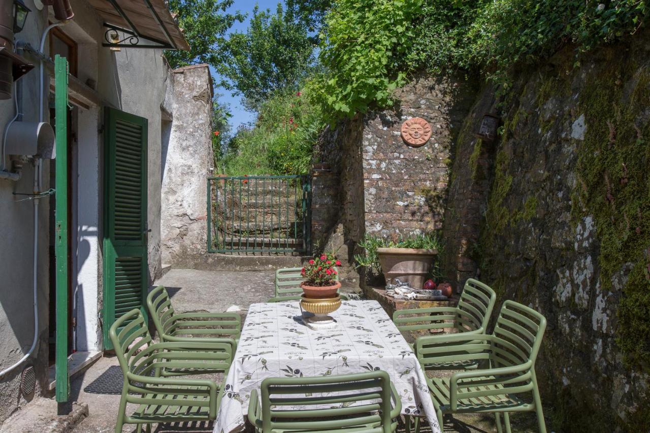 Apartamento Casina Orione Montecatini Val di Cecina Exterior foto